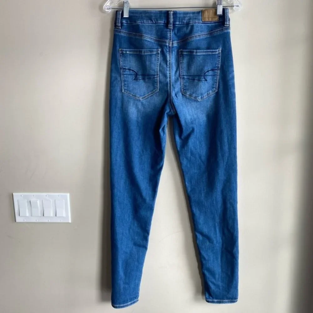 American Eagle High Rise Curvy jeans - Picture 3 of 11